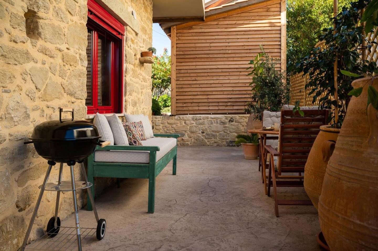 Physis Country House 2 Near Matala Beach & Faistos Kouses Exterior photo
