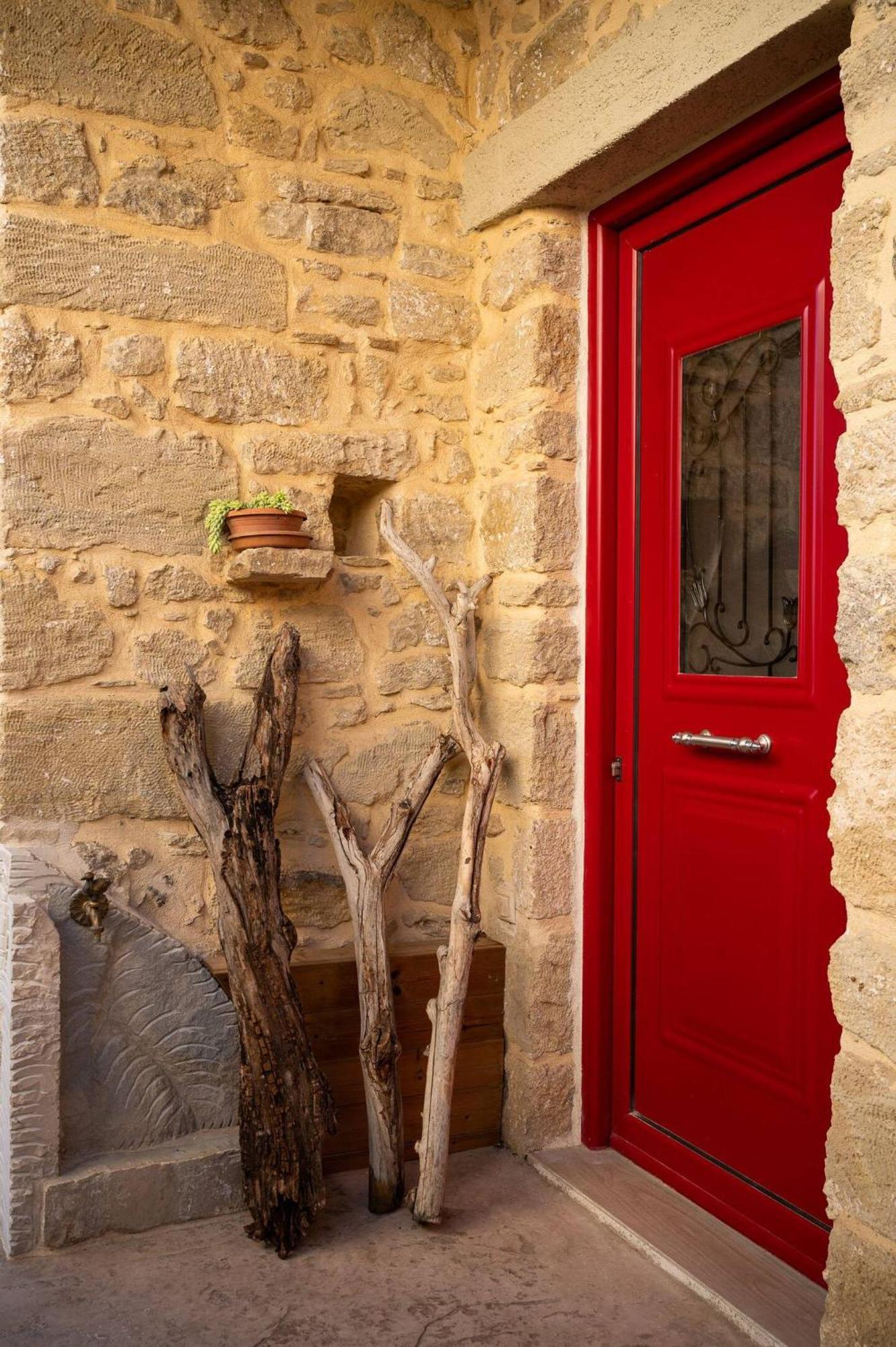 Physis Country House 2 Near Matala Beach & Faistos Kouses Exterior photo